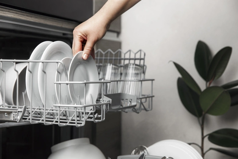 how to clean frigidaire dishwasher