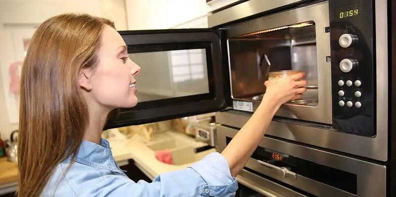 how to repair microwave oven not heating​